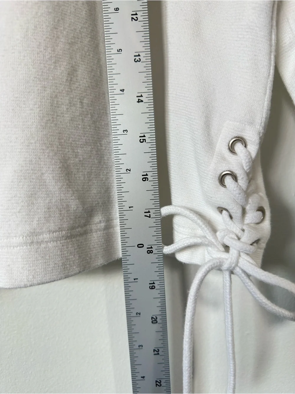 GU Japan White Cotton Cropped Ribbed Long Sleeve Side Tie Detail Crop Top M